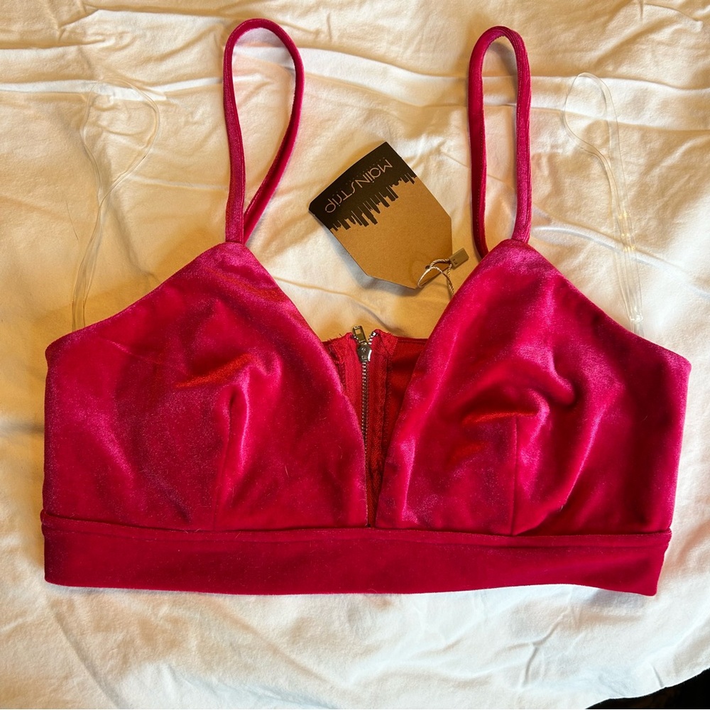 NWT Pink Velvet bralette. Size medium.